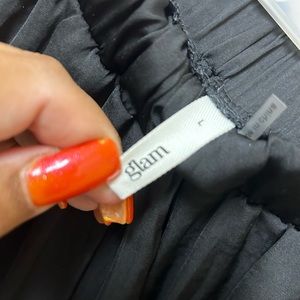 Black silky feeling Flowey pants